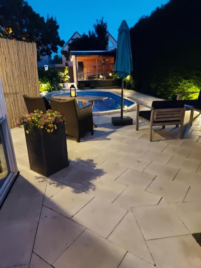 East Meets West Bed&Breakfast Veenendaal Exterior foto