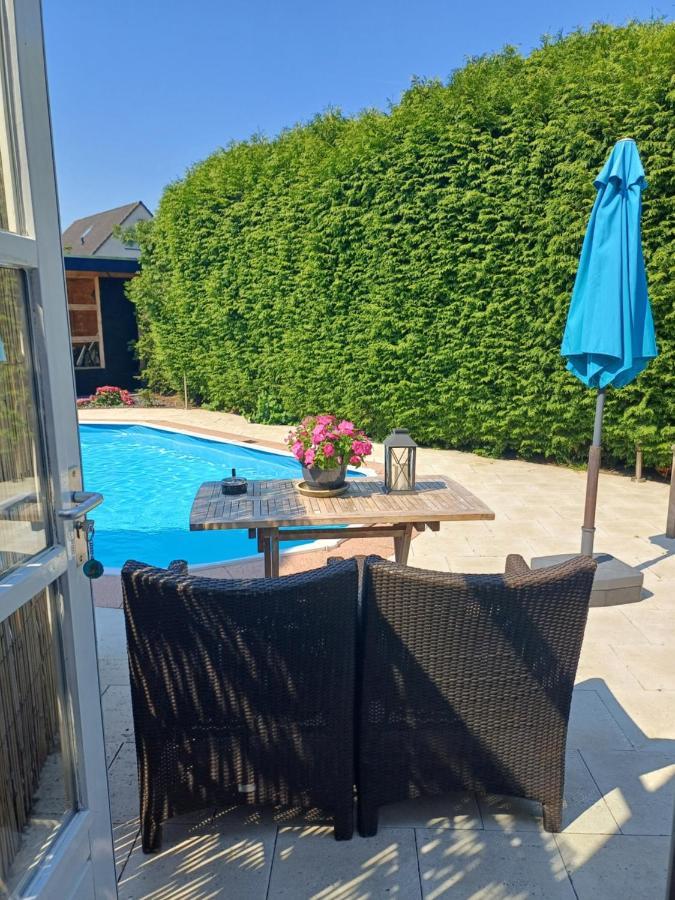 East Meets West Bed&Breakfast Veenendaal Exterior foto